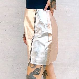 *FRENCH CONNECTION/Preowned Women’s Metallic Zip Up Mini Skirt Silver/Gold sz 10